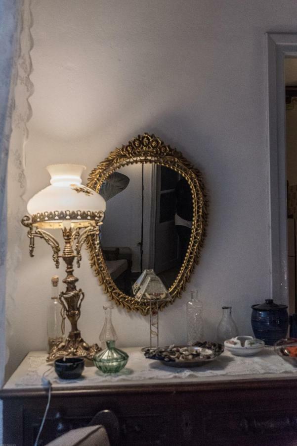 Villa Alexandra Exámbela Extérieur photo